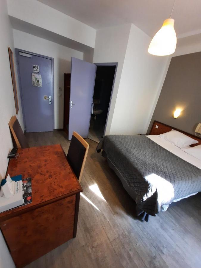 Hotel Le Saint-Hubert - Gare De Lyon Bastille باريس المظهر الخارجي الصورة