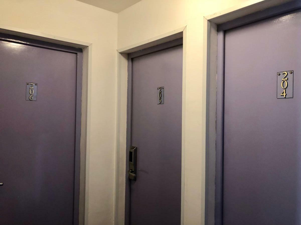 Hotel Le Saint-Hubert - Gare De Lyon Bastille باريس المظهر الخارجي الصورة